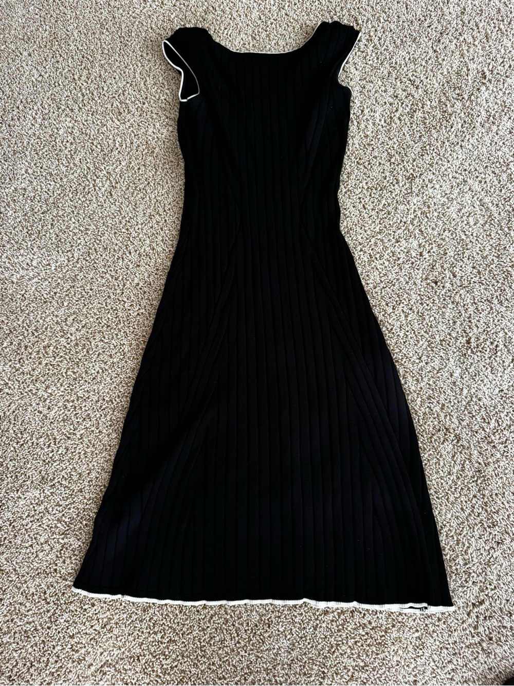 NWOT White House Black Market Ribbed Midi Dress with White Contrast Trim Size M